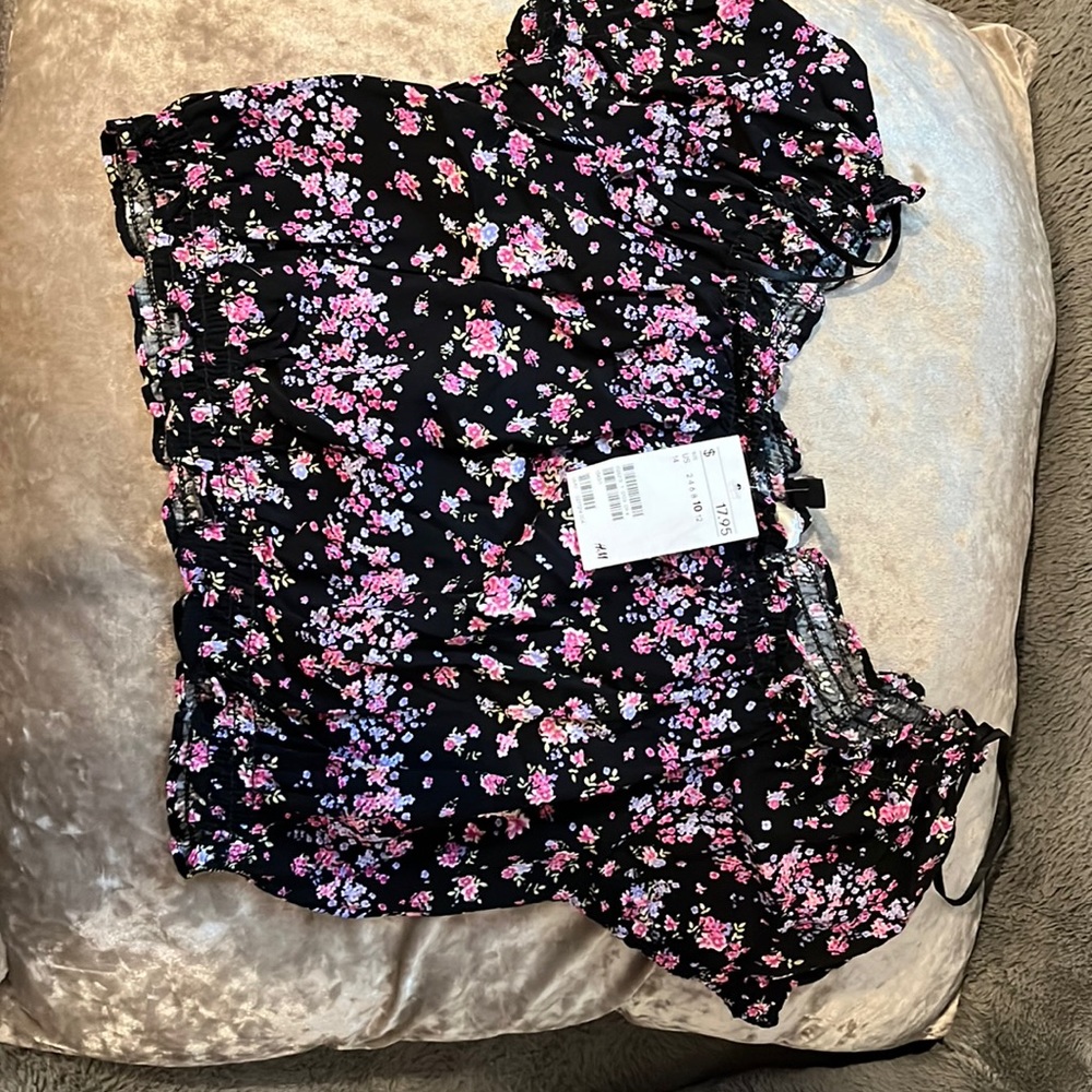 H and M crop top